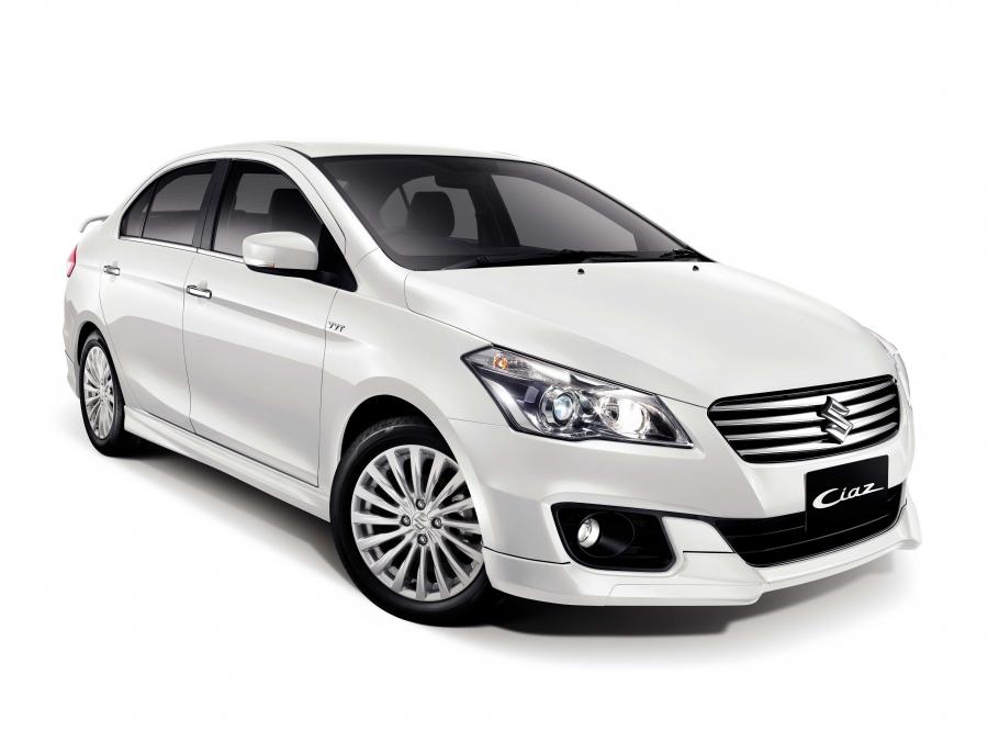  Maruti-Suzuki Ciaz RS 2015 года  (фото 4 из 4)